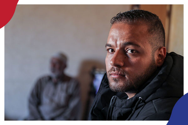 500 دولار للفرد.. رشاوى لضباط مصريين لتسهيل الخروج من قطاع غزة  