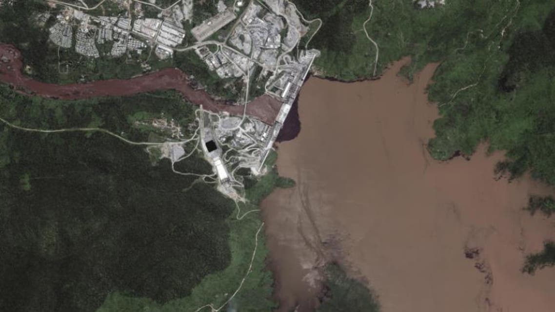 مقربون من النظام المصري يتحدثون لأول مرة عن إمكانية ضرب سدّ النهضة